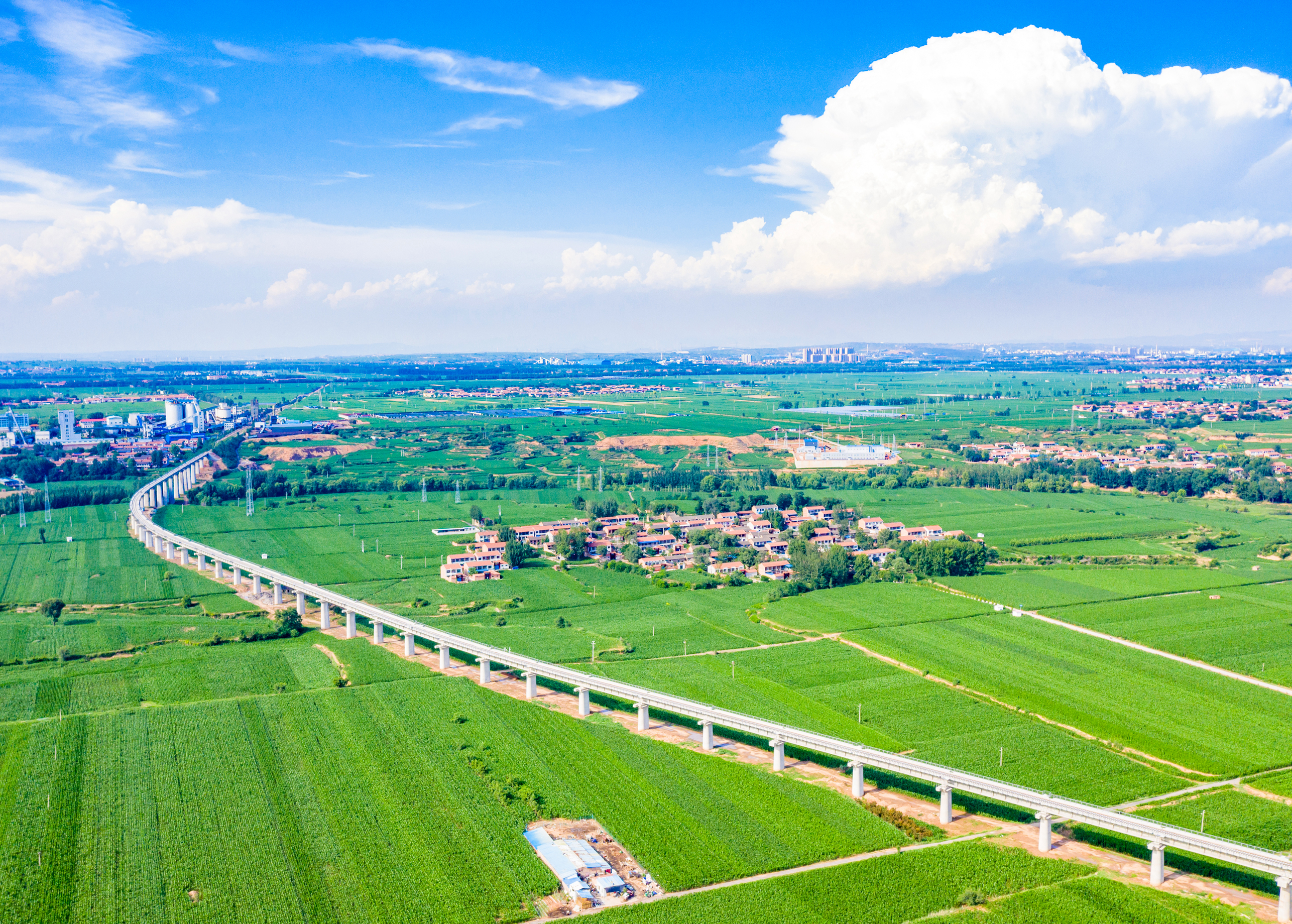 初夏古城鐵路
